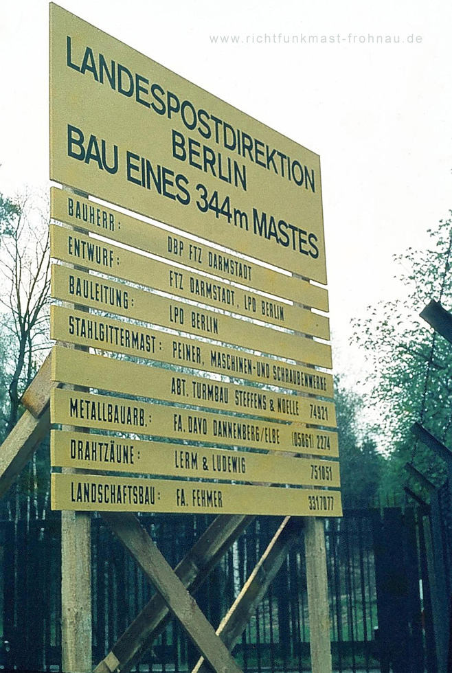 Richtfunkmast Frohnau - Bautafel für 344m-Mast