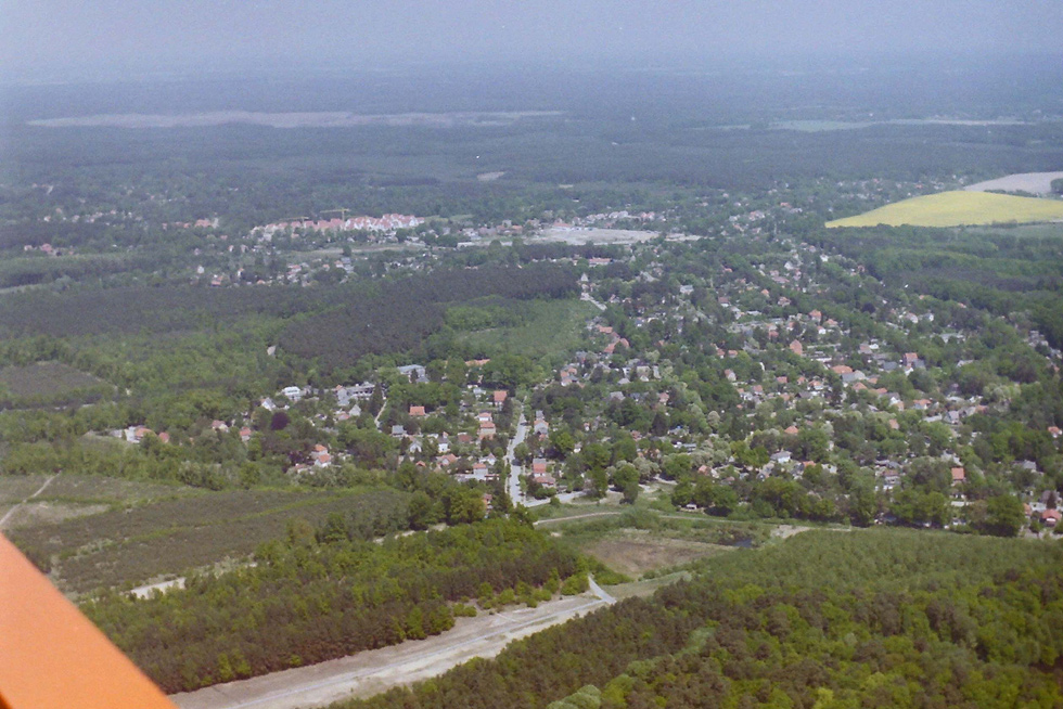 Richtfunkmast Frohnau - Blick auf Hohen-Neuendorf Mitte der Neunziger Jahre